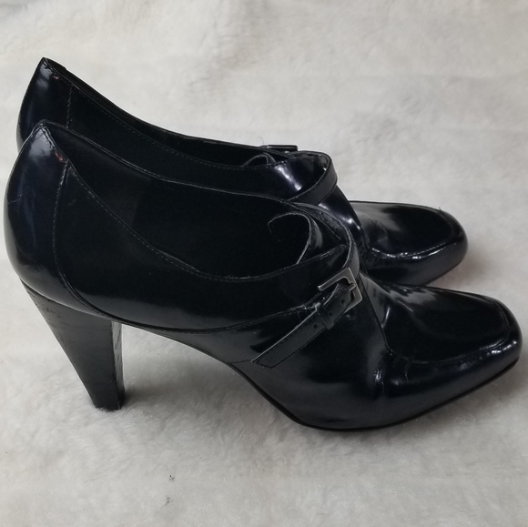 bandolino black shoes